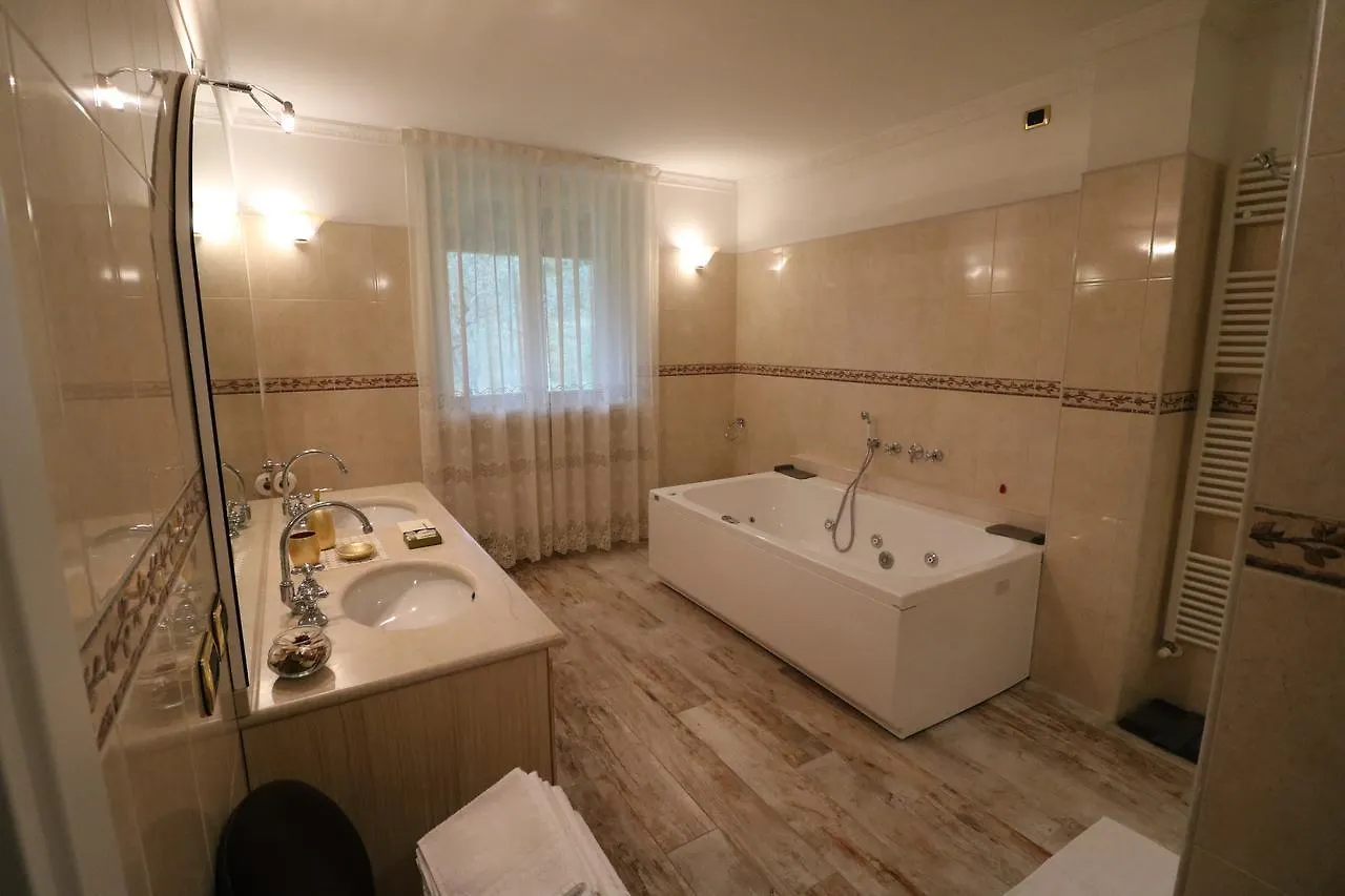 La Cascata Negli Ulivi Bed & Breakfast Toscolano Maderno