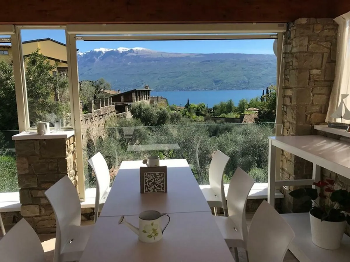 La Cascata Negli Ulivi Bed & Breakfast Toscolano Maderno 3*,  Italy