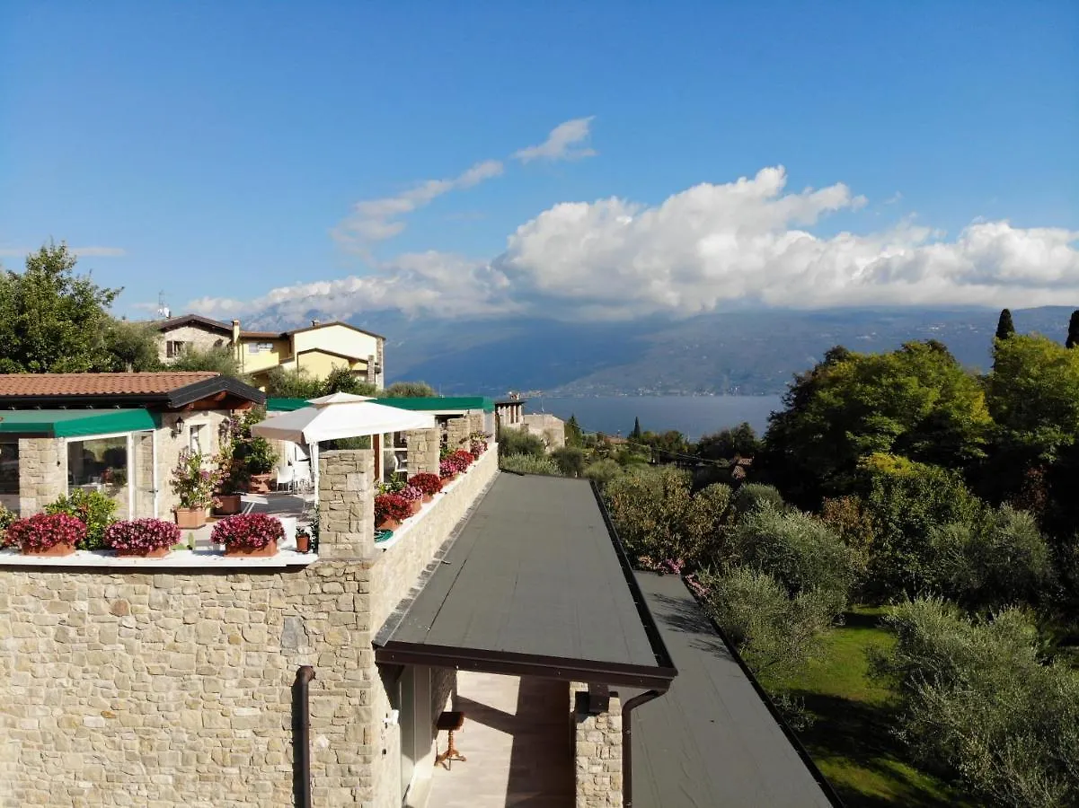 ***  La Cascata Negli Ulivi Bed & Breakfast Toscolano Maderno Italy