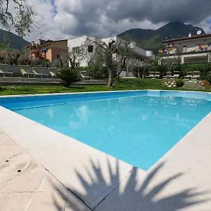 Borgo Degli Ulivi Di Olympic Garda Aparthotel